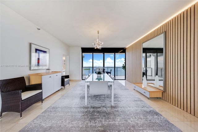 2 of 22 - 1000 Venetian Way 1902, Miami, FL