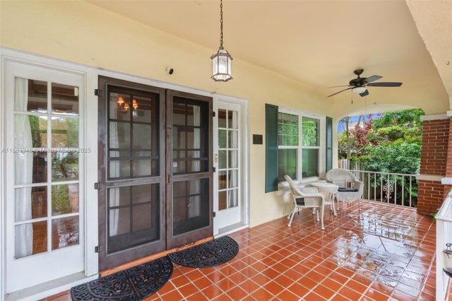 4 of 52 - 410 Ne 5th Ave, Pompano Beach, FL