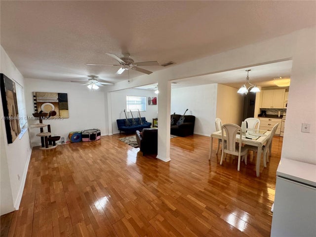 3 of 25 - 4140 Nw 110th Ave, Coral Springs, FL