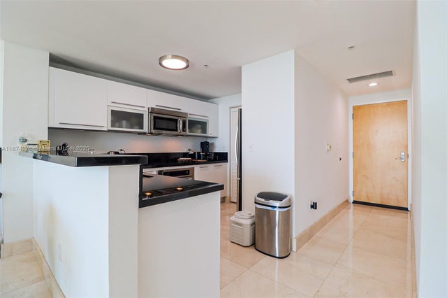 1 of 27 - 253 Ne 2nd St 1907, Miami, FL