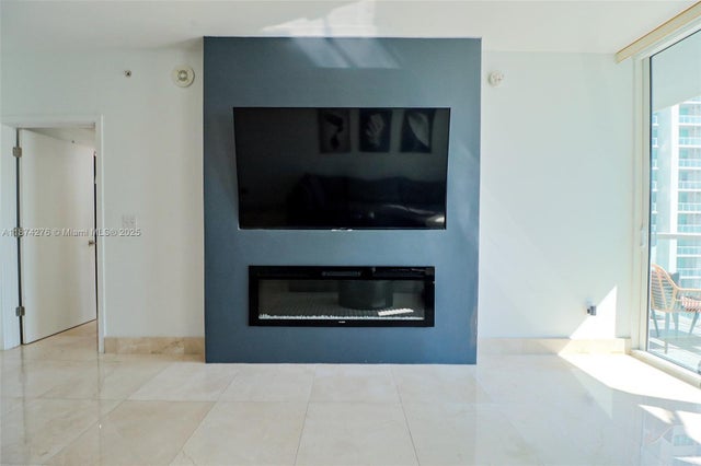 5 of 27 - 253 Ne 2nd St 1907, Miami, FL