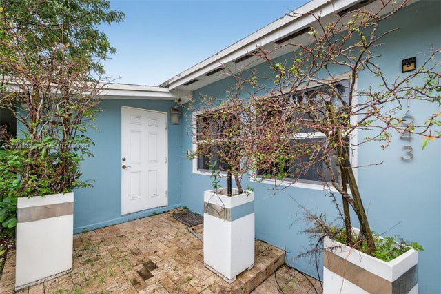 3 of 34 - 1643 Ne 8th Ave, Fort Lauderdale, FL