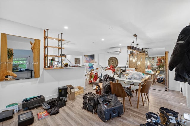 5 of 34 - 1643 Ne 8th Ave, Fort Lauderdale, FL