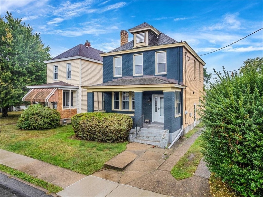 255 Schwab Avenue, Munhall