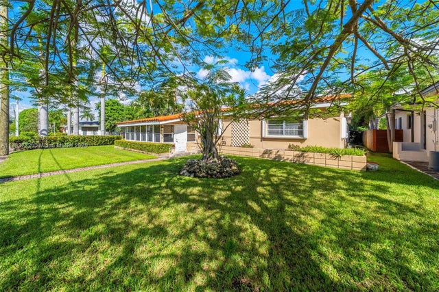 3 of 45 - 995 S Shore Dr, Miami Beach, FL