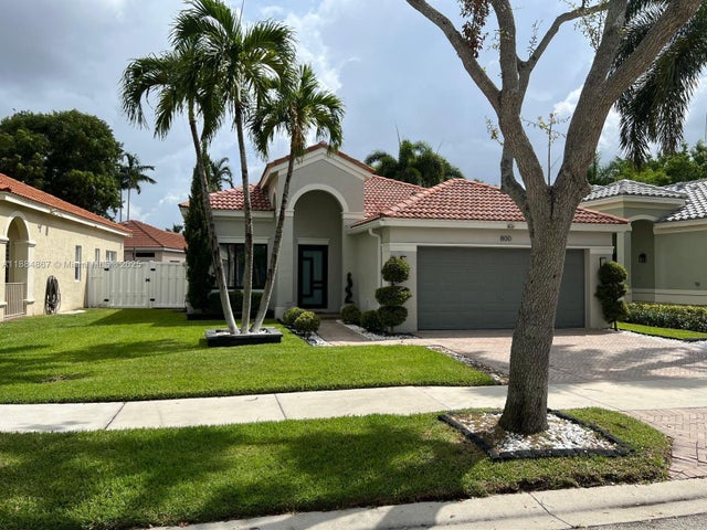 1 of 22 - 800 Tanglewood Cir, Weston, FL