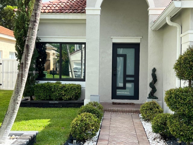 2 of 22 - 800 Tanglewood Cir, Weston, FL