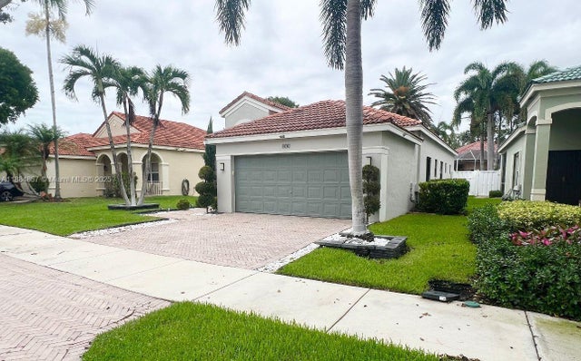 5 of 22 - 800 Tanglewood Cir, Weston, FL