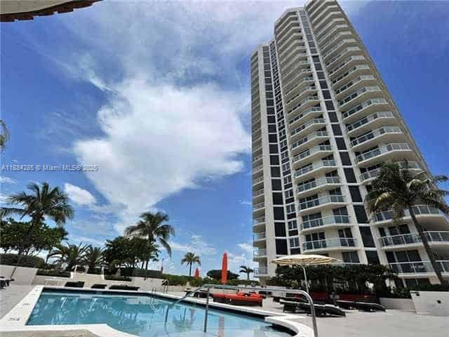 1 of 30 - 7330 Ocean Ter 18-c, Miami Beach, FL