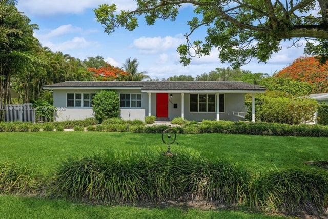 1 of 36 - 10300 Sw 59th Ave, Pinecrest, FL