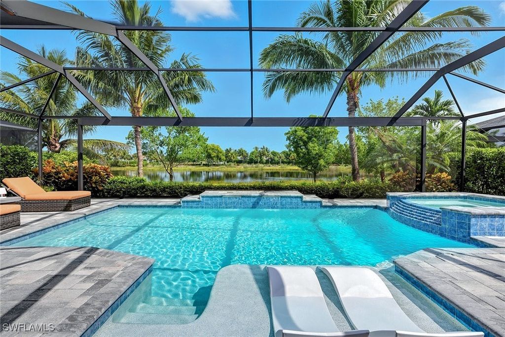 3199 Cotuit Ln, Naples