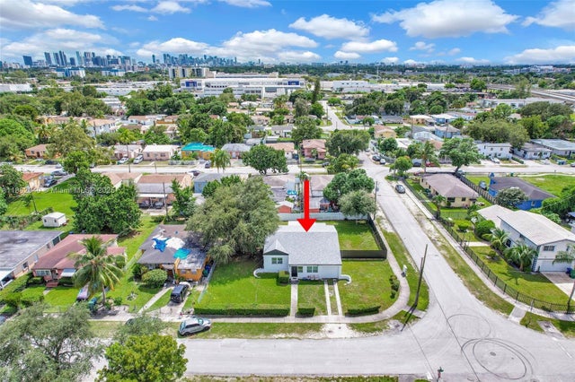 4 of 77 - 1090 Nw 77th St, Miami, FL