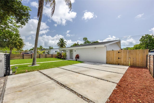 3 of 33 - 12245 Nw 2nd Ave, North Miami, FL