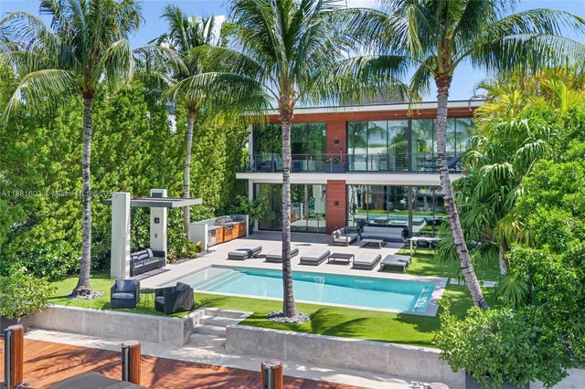 3 of 52 - 4510 Prairie Ave, Miami Beach, FL