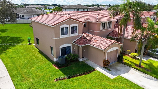 1 of 40 - 11100 Sw 17th Mnr, Davie, FL