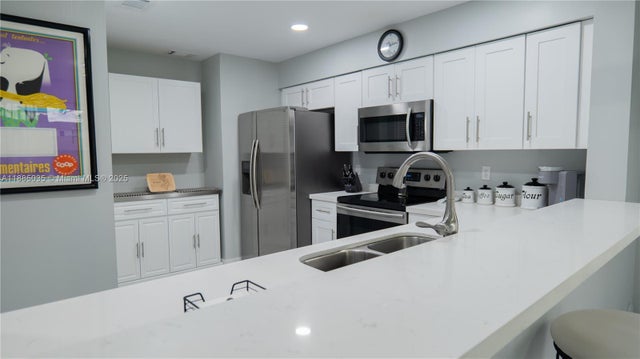 5 of 40 - 11100 Sw 17th Mnr, Davie, FL