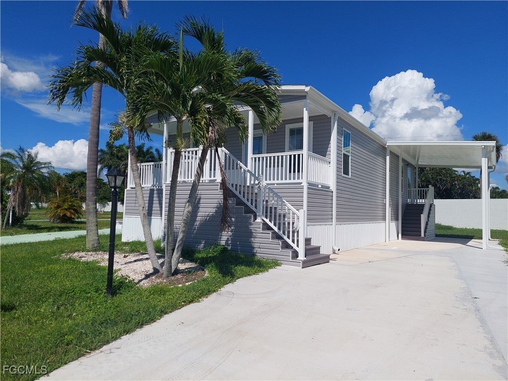 63 Poplar Pl, Fort Myers