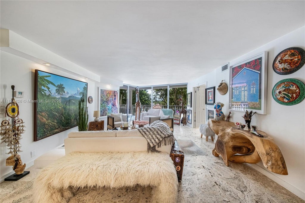 2000 Towerside Ter 510, Miami