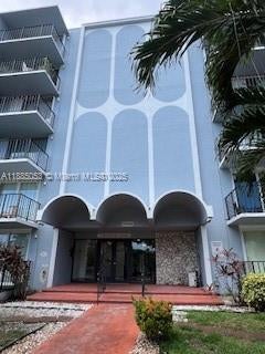 1 of 7 - 12500 Ne 15th Ave 203, North Miami, FL