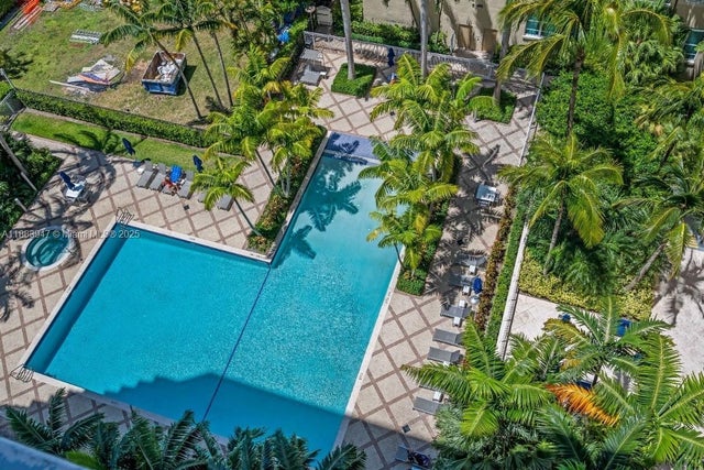 3 of 29 - 2000 N Bayshore Dr 1105, Miami, FL