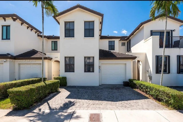 3 of 39 - 22509 Sw 102nd Ave, Miami, FL