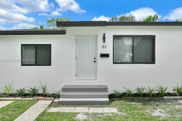 2 of 35 - 82 Ne 117th St, Miami, FL