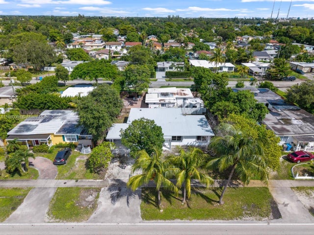 2 of 38 - 5701 Sw 41st St, West Park, FL
