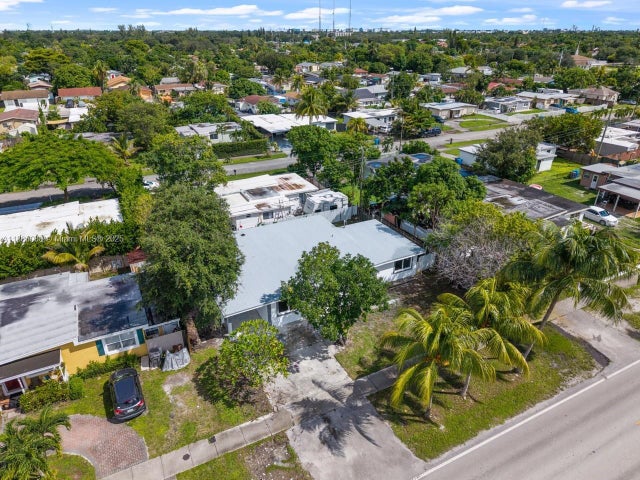 3 of 38 - 5701 Sw 41st St, West Park, FL