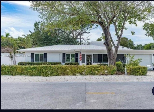 1 of 25 - 275 Pueblo St, Tavernier, FL