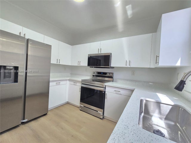 2 of 31 - 129 Riverwalk Cir 129, Sunrise, FL