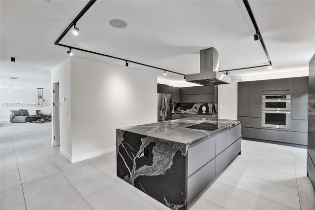 4 of 44 - 14135 N Miami Ave, Miami, FL