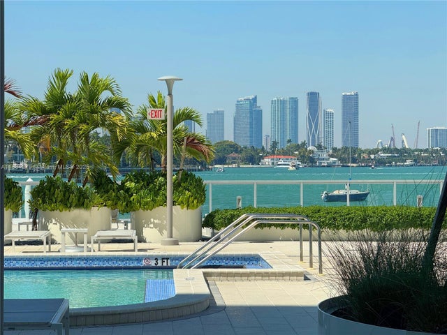 2 of 30 - 1035 West Ave 204, Miami Beach, FL