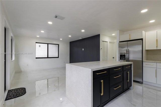 2 of 20 - 1781 Nw 94th St, Miami, FL