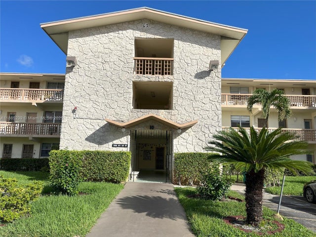2 of 10 - 1395 Ne 167th St 315, Miami, FL