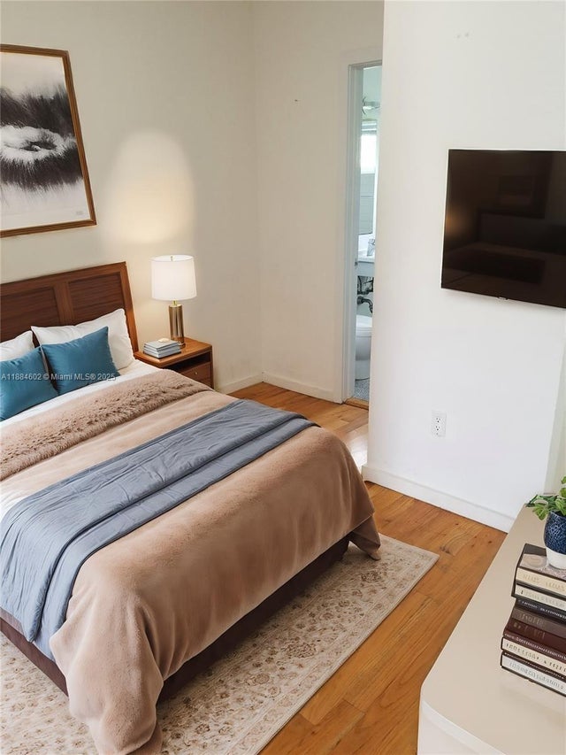 5 of 27 - 745 13th St 16, Miami Beach, FL