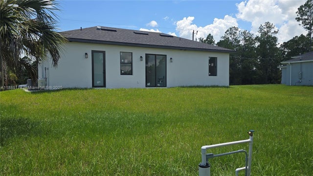 4 of 27 - 939 Sentinela Blvd, Lehigh Acres, FL