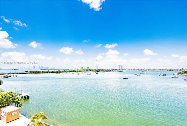 3 of 32 - 7928 West Dr 510, North Bay Village, FL