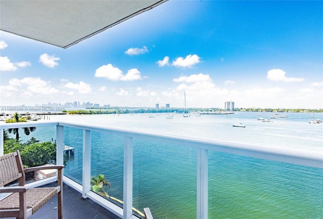 5 of 32 - 7928 West Dr 510, North Bay Village, FL