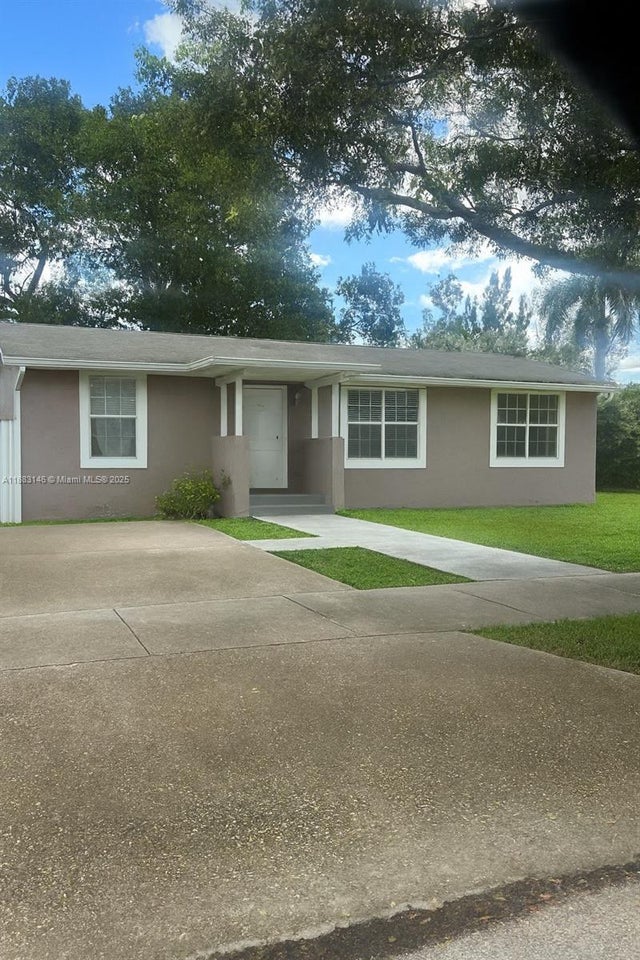 1 of 2 - 9571 Nw 13th Ave, Miami, FL