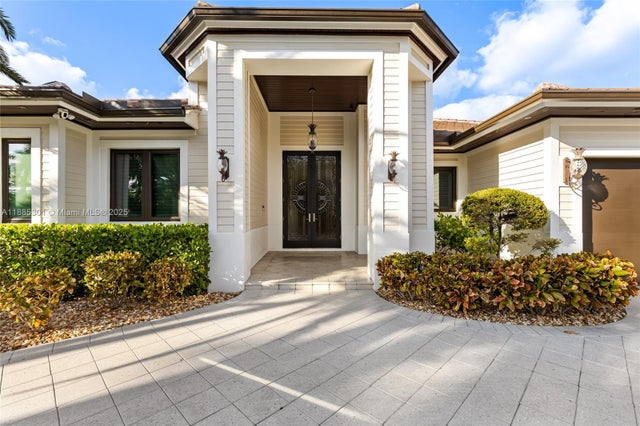 1 of 29 - 2381 Ne 24th St, Lighthouse Point, FL
