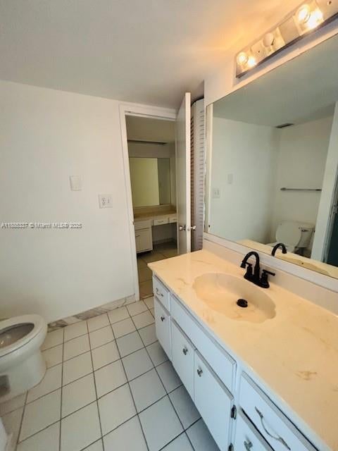 3 of 3 - 5701 Collins Ave 709, Miami Beach, FL