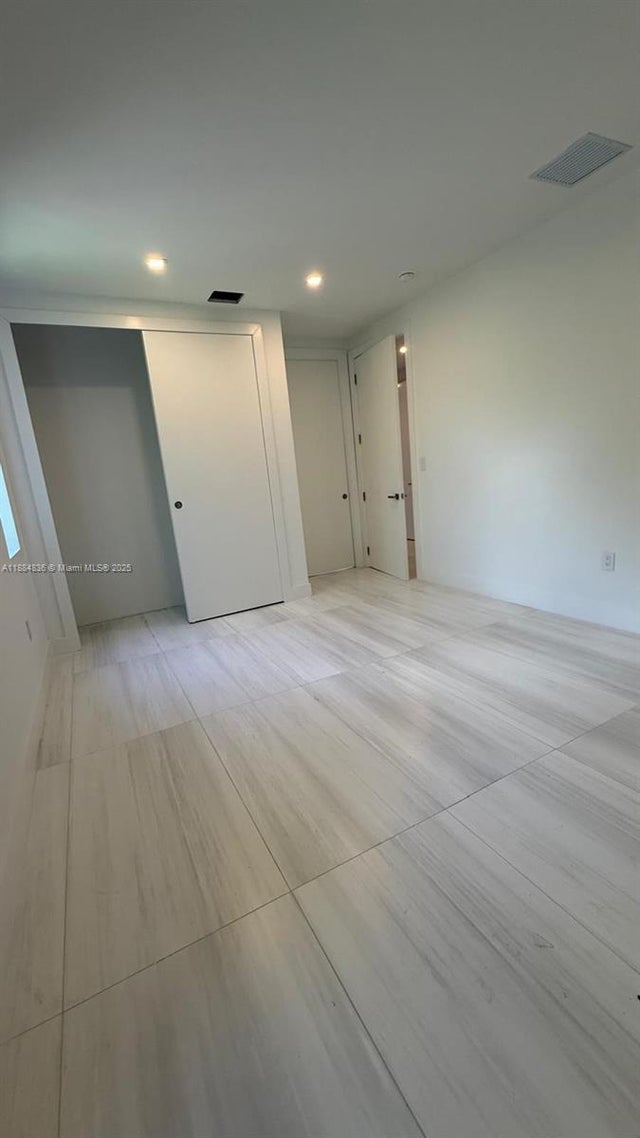 3 of 31 - 3635 Sw 3rd Ave, Miami, FL