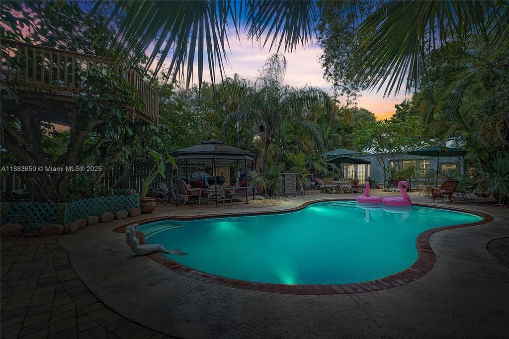 9156 Nw 3rd Ave, Miami