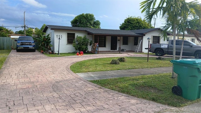 10030 Sw 54th St, Miami