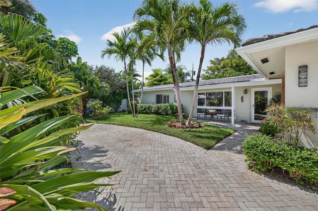 4 of 72 - 2833 Nw 10th Ave, Wilton Manors, FL