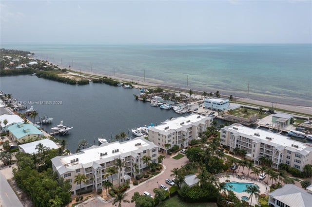 1 of 10 - 101 Gulfview Dr 202, Islamorada, FL