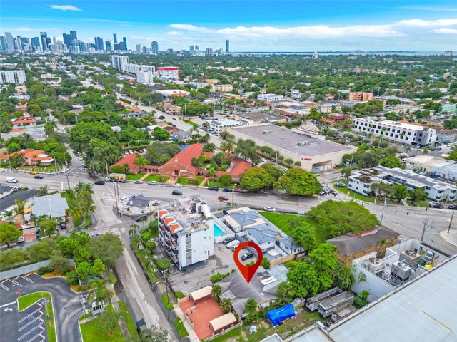 1 of 23 - 2524 Sw 6th St, Miami, FL