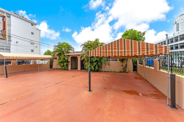 2 of 23 - 2524 Sw 6th St, Miami, FL