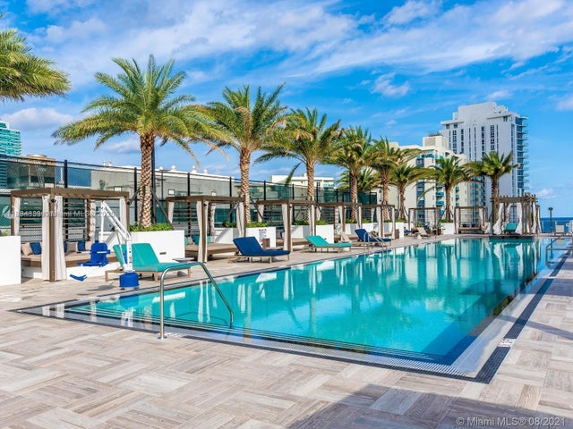 5 of 20 - 4010 S Ocean Dr R401, Hollywood, FL