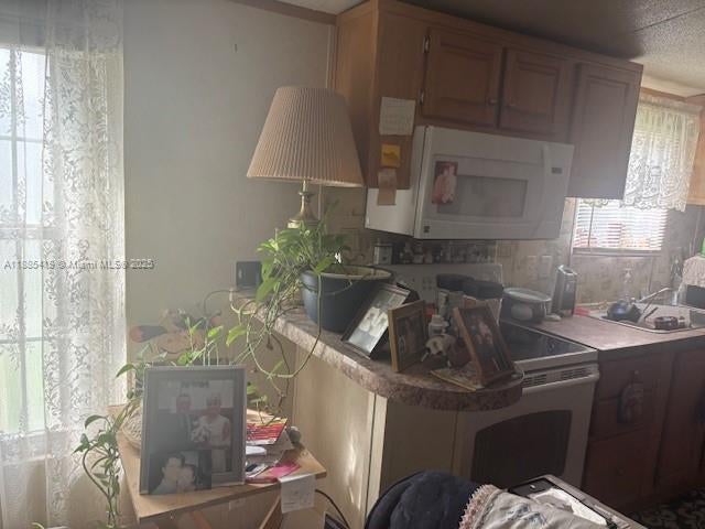 3 of 8 - 4087 Marigold Rd, Boynton Beach, FL